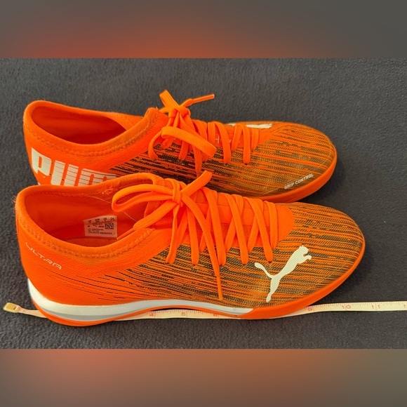 Puma Soccer Shoes Indoor- Kids Size 7 - Picture 11 of 13